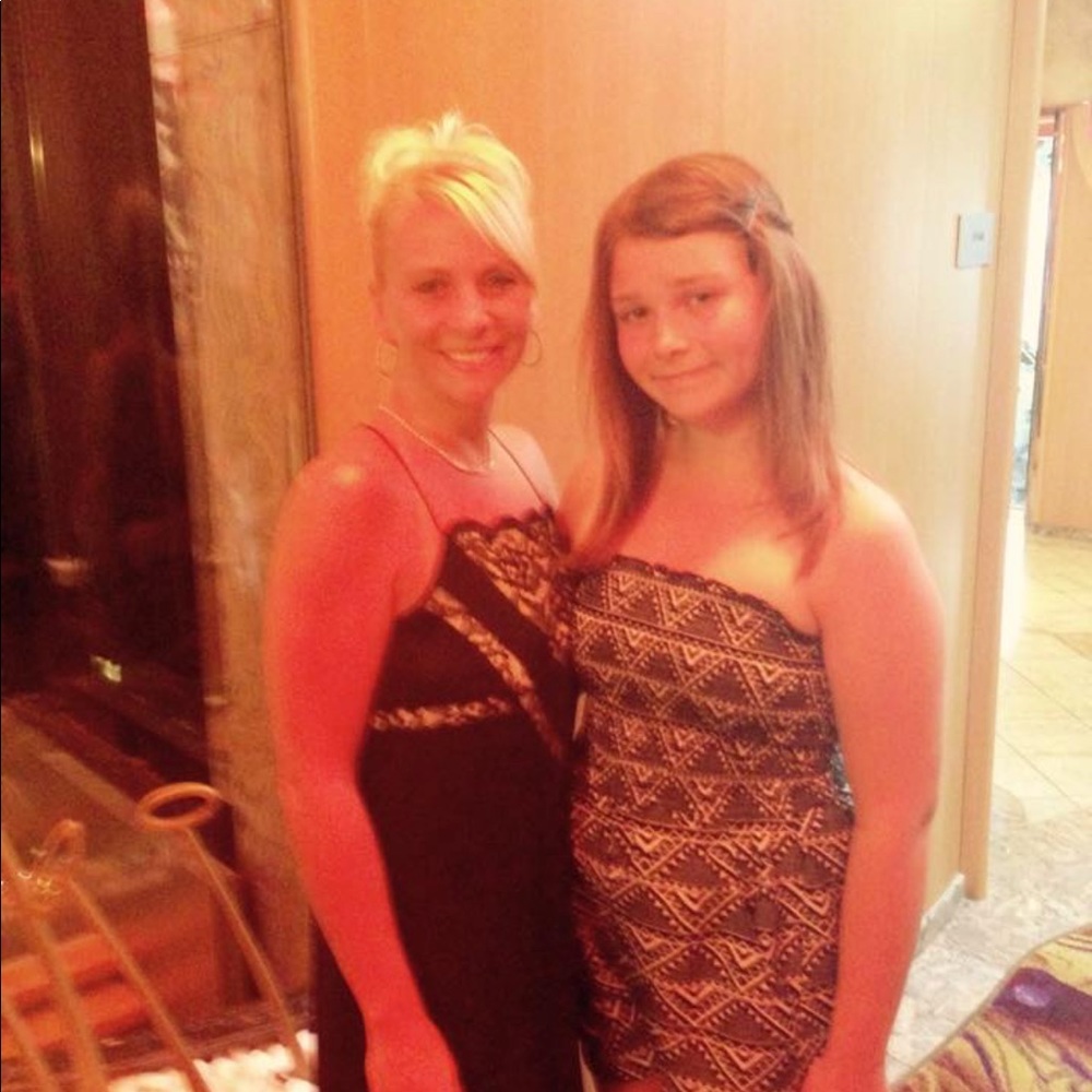 Meet your Posher, Tonya